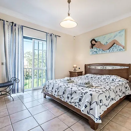 Agapito Villa Terras Novas